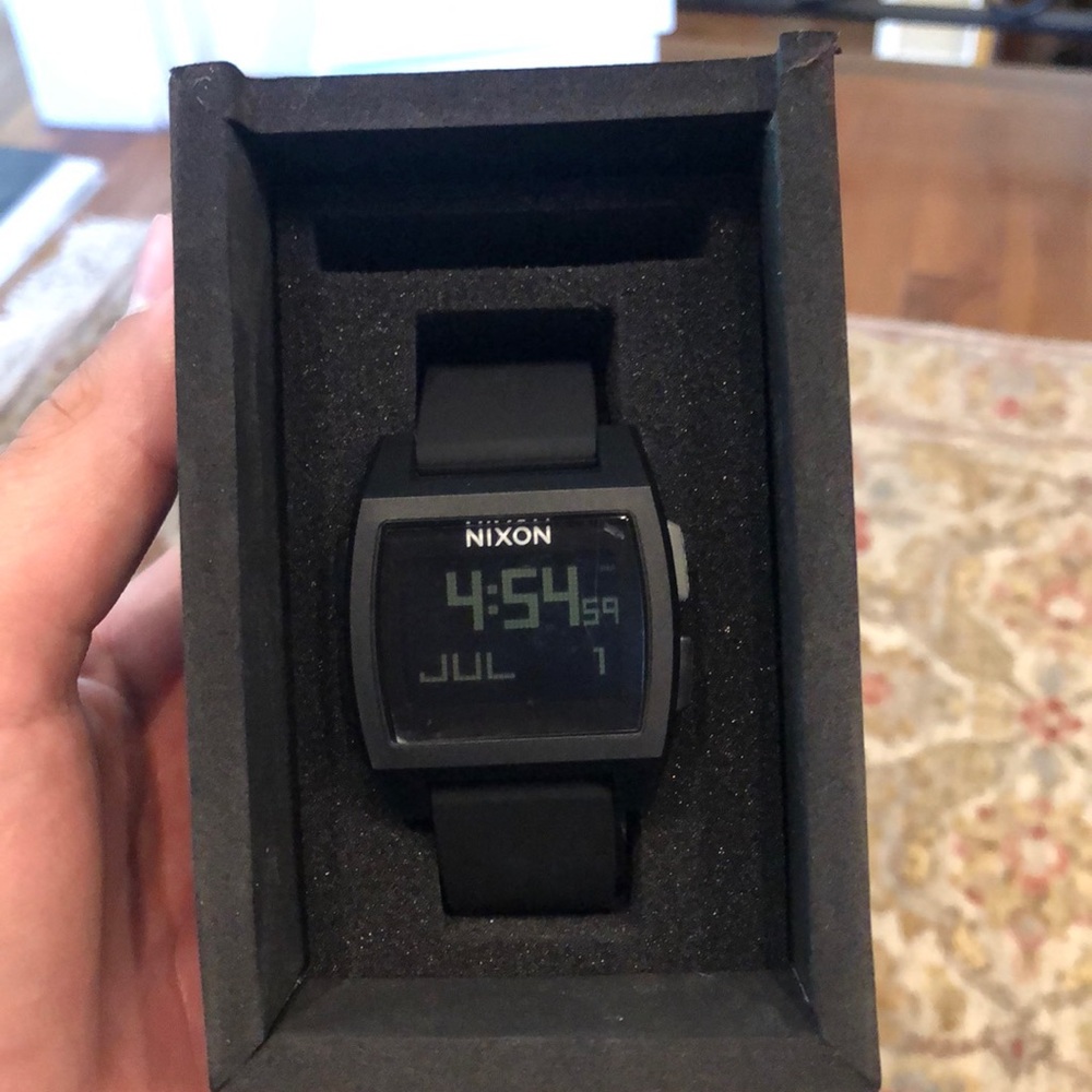 Nixon Base Tide